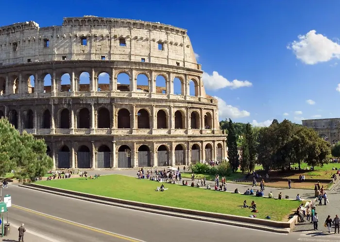 Golden Luxury - San Giovanni - 3 Min To Colosseum Apartment *