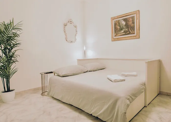 Golden Luxury - San Giovanni - 3 Min To Colosseum *